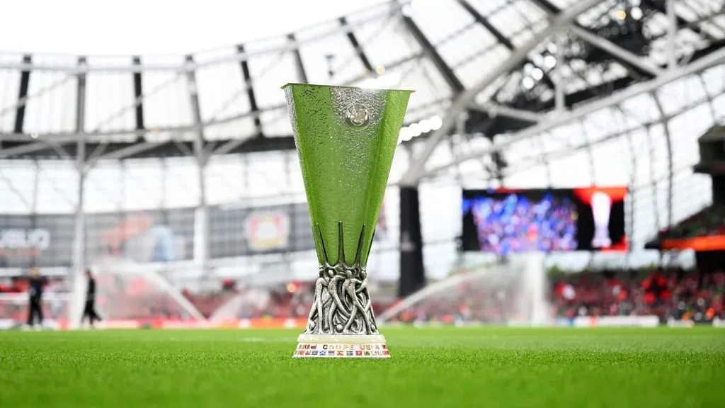 A detailed view of the UEFA Europa League Trophy is seen on the pitch prior to the UEFA Europa League 2023/24 final match between Atalanta BC and Bayer 04 Leverkusen in 2024. (Source: Michael Regan/Getty Images)