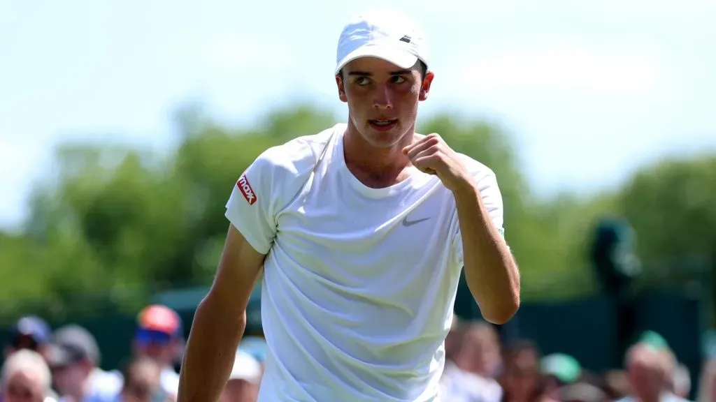 Oliver Tarvet celebrates winning the first set against Leandro Riedi of Switzerland during the Gentlemen’s Singles first round match on day one of The Championships Wimbledon 2025. (Source: Dan Istitene/Getty Images)