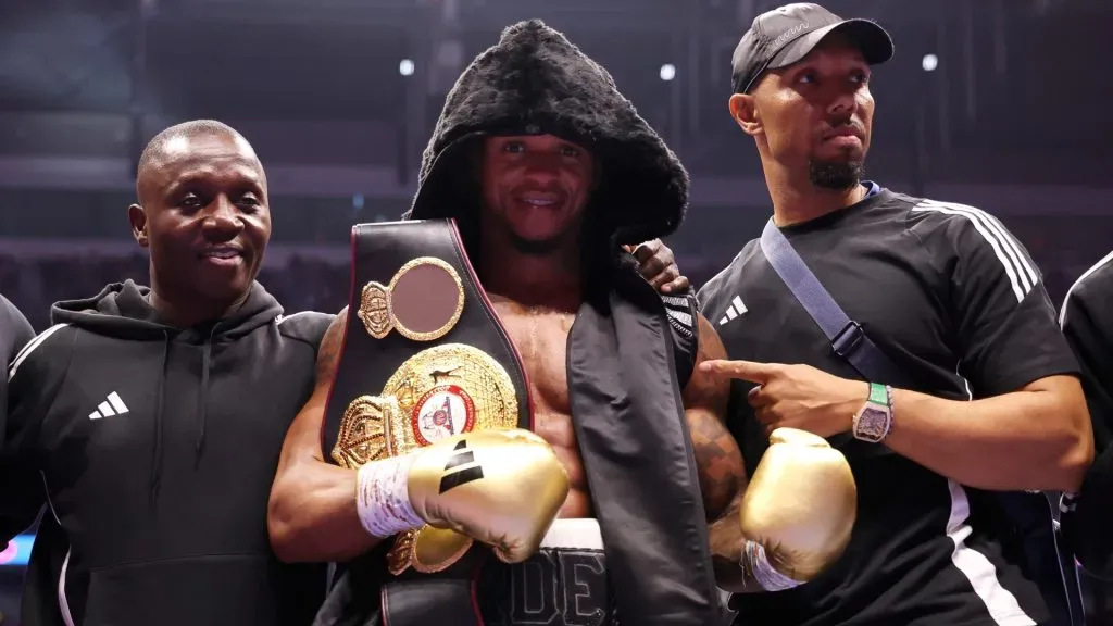 Anthony Yarde celebrates with his belt alongside his team after victory against Lyndon Arthur in the Light Heavyweight fight between Anthony Yarde and Lyndon Arthur as part of the Fatal Fury – Fight Night at Tottenham Hotspur Stadium on April 26, 2025 in London, England. (Photo by Richard Pelham/Getty Images)