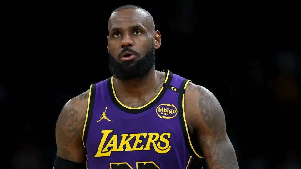 lebron james reacts against the celtics