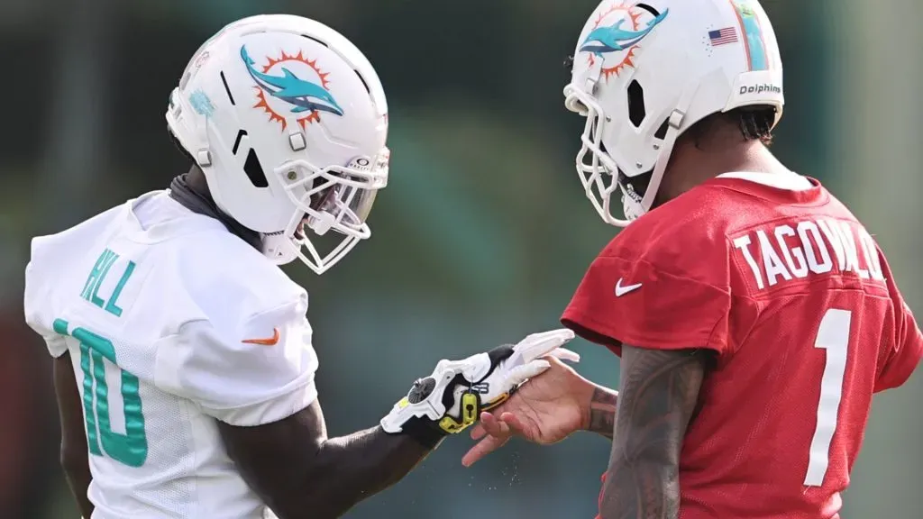 Tyreek Hill Tua Tagovailoa