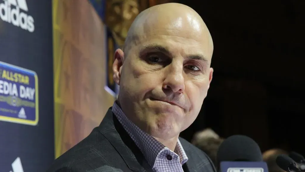 Rick Tocchet looks puzzled