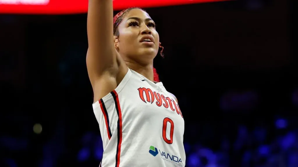 Shakira Austin #0 of the Washington Mystics watches her shot against the Dallas Wings during the second half in 2025. (Source: Ron Jenkins/Getty Images)