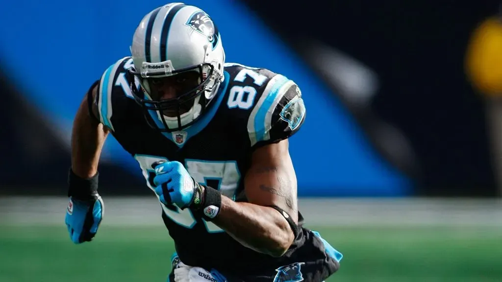 Muhsin Muhammad #87 of the Carolina Panthers runs upfield against the New Orleans Saints in 2010. (Source: Scott Halleran/Getty Images)