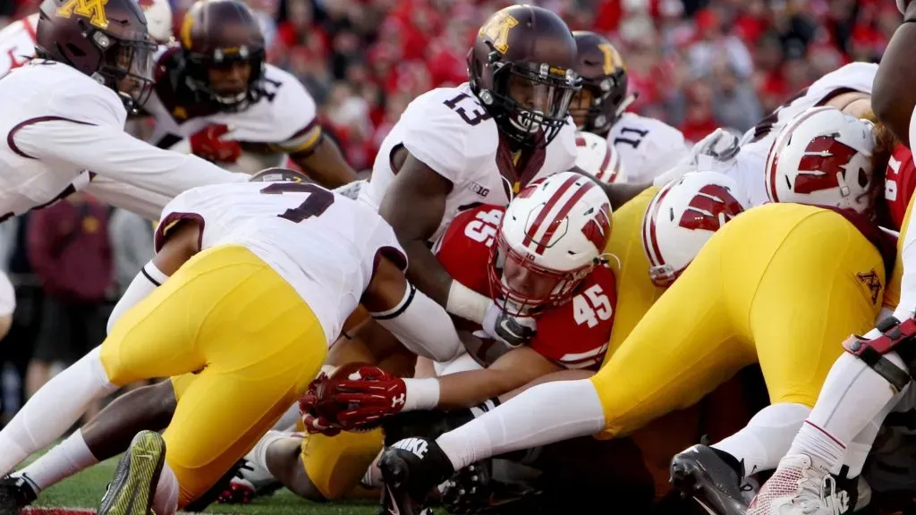 Minnesota vs. Wisconsin (Source: Dylan Buell/Getty Images)