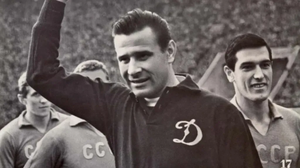 Lev Yashin with the Ballon d’Or in 1963. (Source: Britannica)