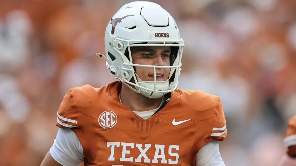 Arch Manning Texas Longhorns