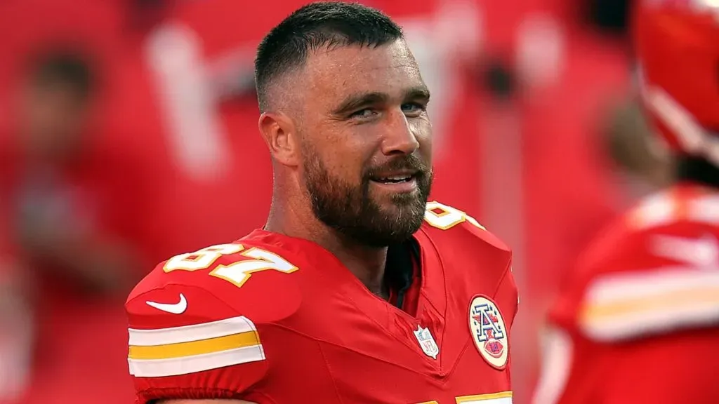 Travis Kelce Tight End Kansas City Chiefs