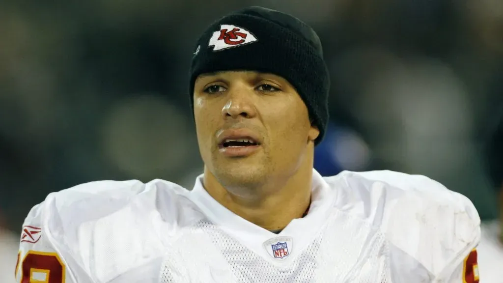 Tony Gonzalez (Source: Robert B. Stanton/NFLPhotoLibrary)