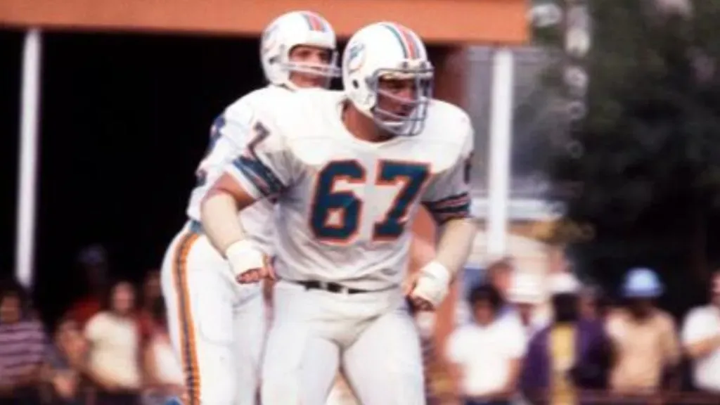 Bob Kuechenberg playing for the Dolphins.