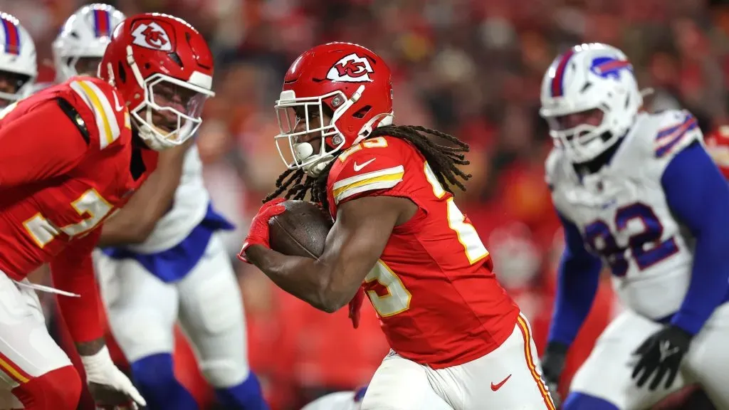Kareem Hunt in action against the Bills.