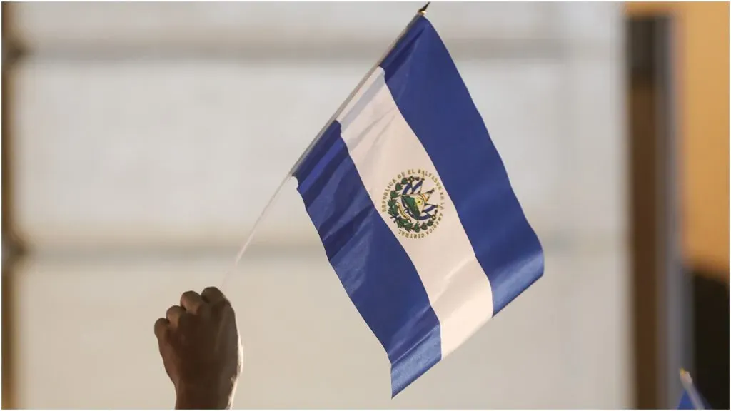 El Salvador flag ā Alex PeƱa/Getty Images
