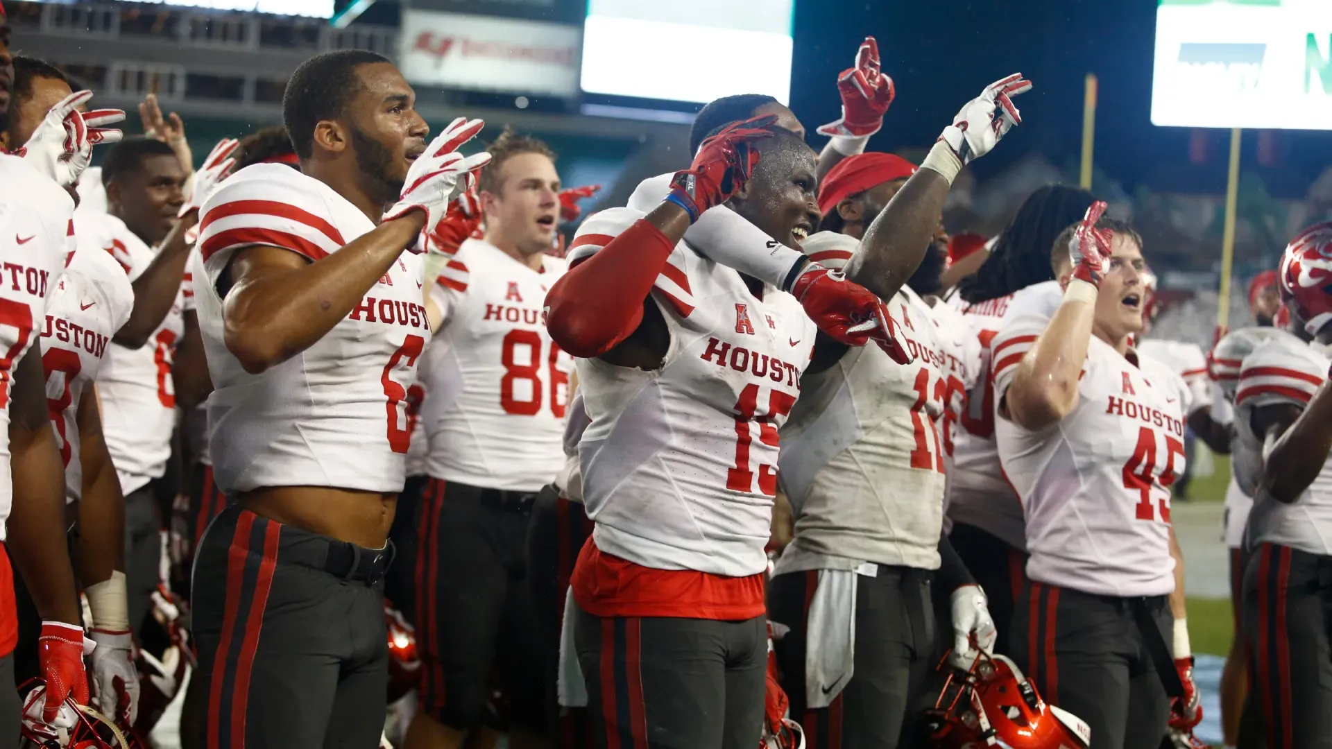 Houston Cougars (Source: Brian Blanco/Getty Images)