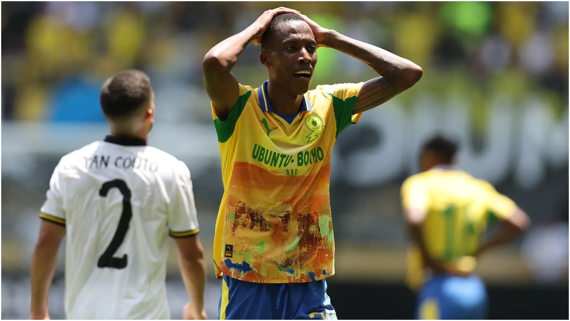Divine Lunga of Zimbabwe in a game with Mamelodi Sundowns FC – Michael Reaves/Getty Images