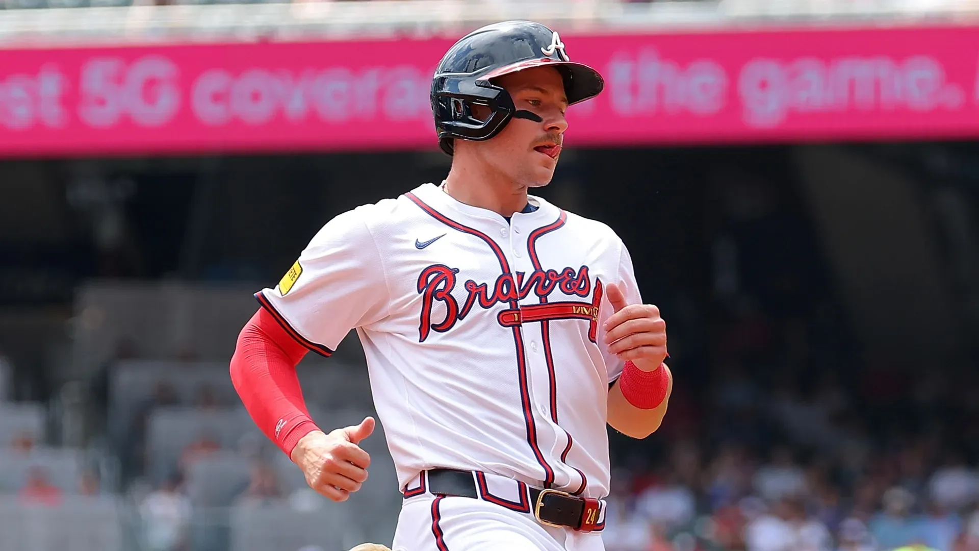 Jarred Kelenic running