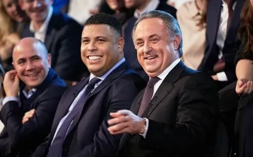 Mutko junto a Ronaldo en una ceremonia FIFA del año pasado.