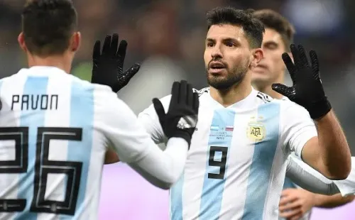 En su debut en la Selección, armó una pared con Messi para asistir a Agüero.