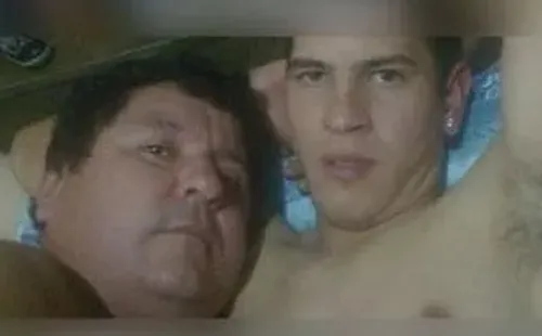 LA FOTO VIRAL. El presidente González junto a Gabriel Caballero.