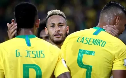 PRIMEROS. Neymar junto a Gabriel Jesús y Casemiro en el triunfo de Brasil (Foto: Getty).