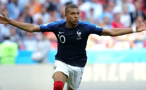 Un absoluto crack. Un partido histórico para Mbappé.