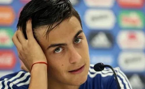 Dybala en conferencia de prensa con Argentina