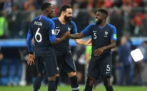 Todo Francia celebra el tanto de la clasificación.