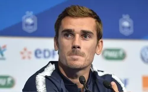 EL PRINCIPITO. Antoine Griezmann durante la conferencia de prensa de Francia (Foto: Getty).