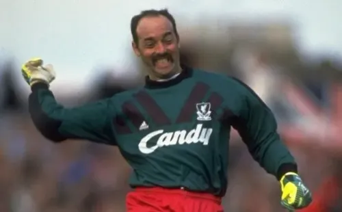 Bruce Grobbelaar, un legendario portero.