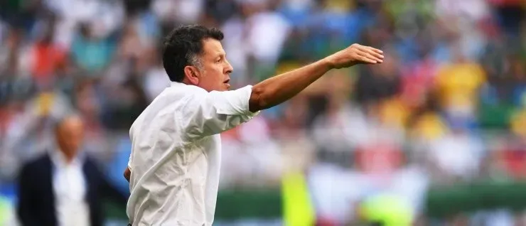 SU ÚLTIMO TRABAJO. Juan Carlos Osorio ante Brasil con México en Rusia 2018 (Foto: Getty).