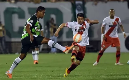 La última vez que River jugó con pantalón rojo.