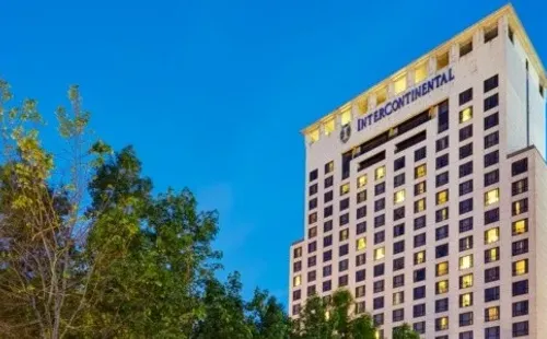 El Hotel Intercontinental.