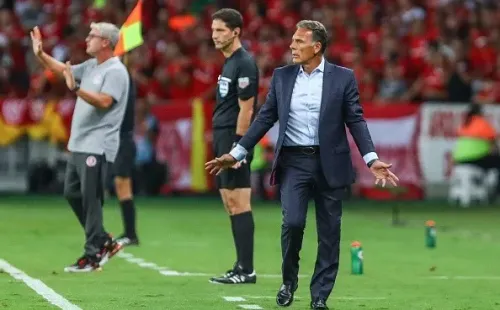 Russo dirigiendo a Alianza Lima en la presente edición de Copa Libertadores ante Inter de Porto Alegre. (Getty)