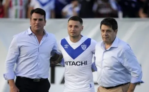Viejos tiempos: Pablo Cavallero junto a Mauro Zárate.