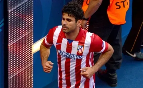 El delantero se retira del campo de juego en la final de 2014.