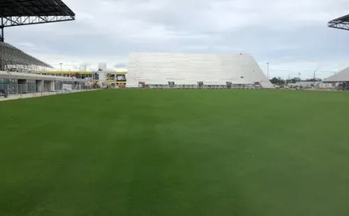 Así está el campo de juego del Lockhart Stadium.