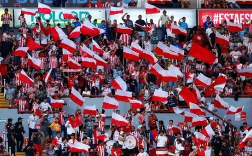 Pese a mudanzas, la gente de los Rayos no deja de alentar (Getty Images)