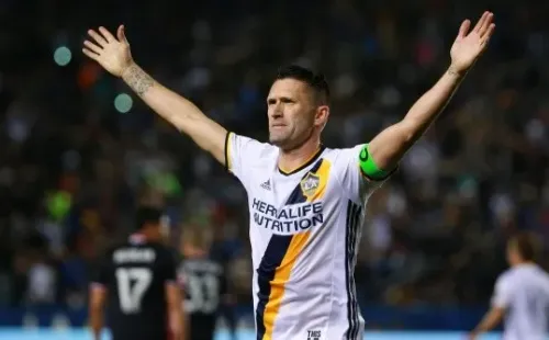 Fue campeón con Los Angeles Galaxy en tres oportunidades.