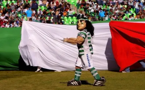 El Guerrero anima el espectáculo en el campo.