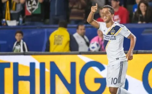 Pasó varias temporadas jugando para Los Angeles Galaxy.