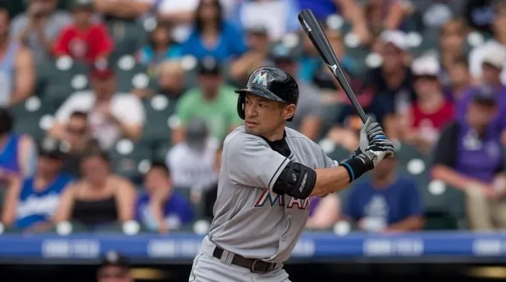 Estableció varios récords de bateo en las Grandes Ligas.