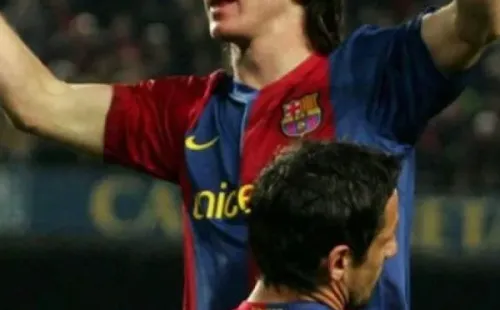 Lionel Messi junto a Juliano Belletti.