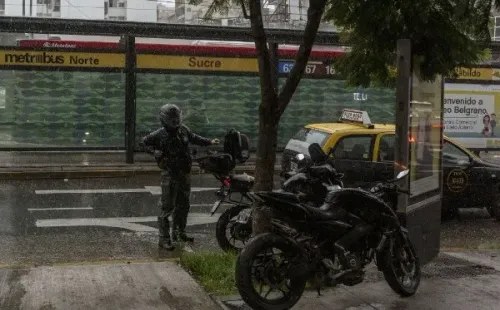 Día lluvioso en muchas partes de Buenos Aires. (Foto: Getty)