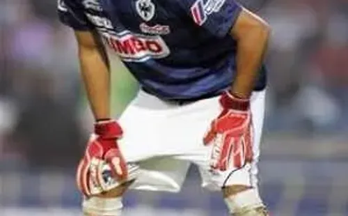 Orozco, cuando era un joven arquero de Rayados.