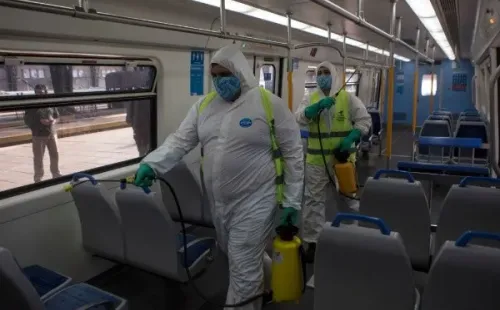 Los controles en el transporte público. (Foto: Getty)