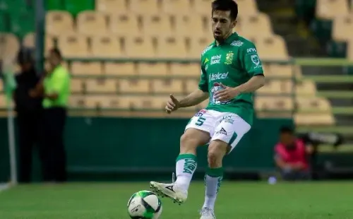 Fernando, desde años varios, defiende la playera de León