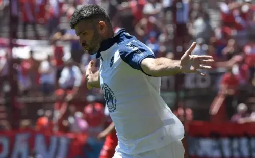 Gigliotti festeja con Independiente, club al que le gustaría volver.