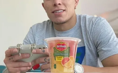 Salcedo posa con su reloj en una de sus últimas publicaciones (Foto: Instagram de Carlos Salcedo)