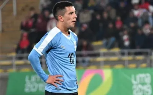Fernández también hace experiencia en la Selección de Uruguay.