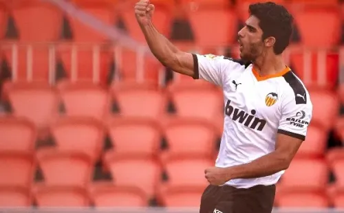 Guedes se vistió de Messi y nos regaló uno de los goles más lindos de la fecha (Foto: Getty)