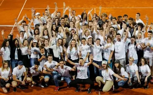 El Adria Tour, sin distanciamiento social.